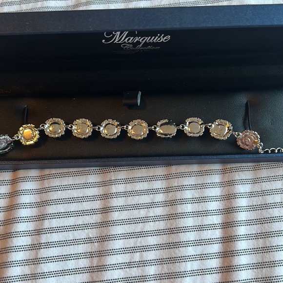 New Crystal Bridal Bracelet ✨ - Picture 3 of 6